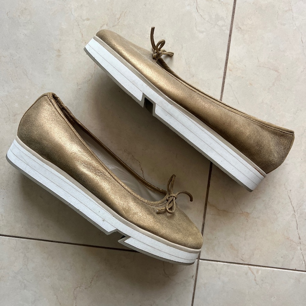 Gold Lifted Foam Sole Ballet Flats